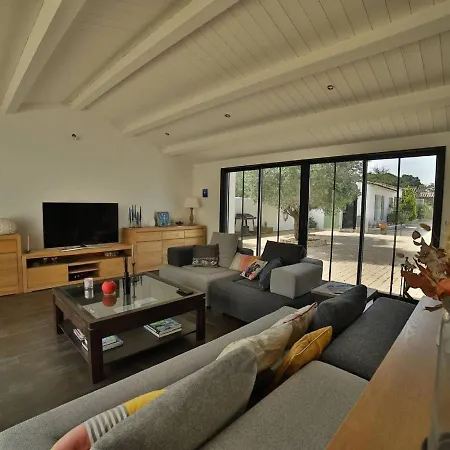 Charming In Le Bois-plage With Private Pool