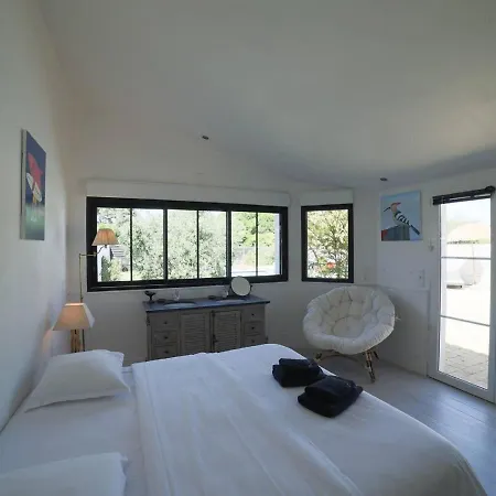Villa Charming In Le Bois-plage With Private Pool