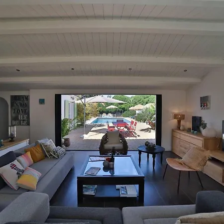 Charming In Le Bois-plage With Private Pool Sainte-Marie-de-Ré