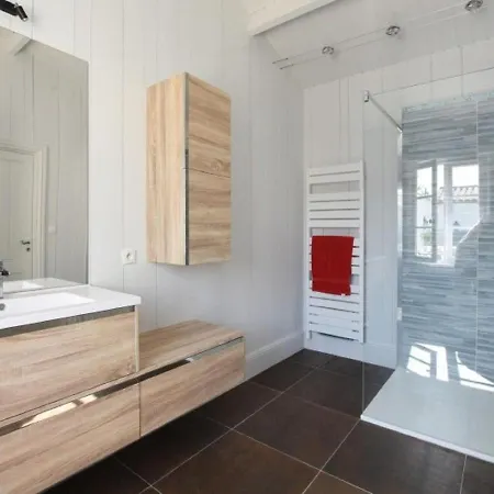 Charming In Le Bois-plage With Private Pool